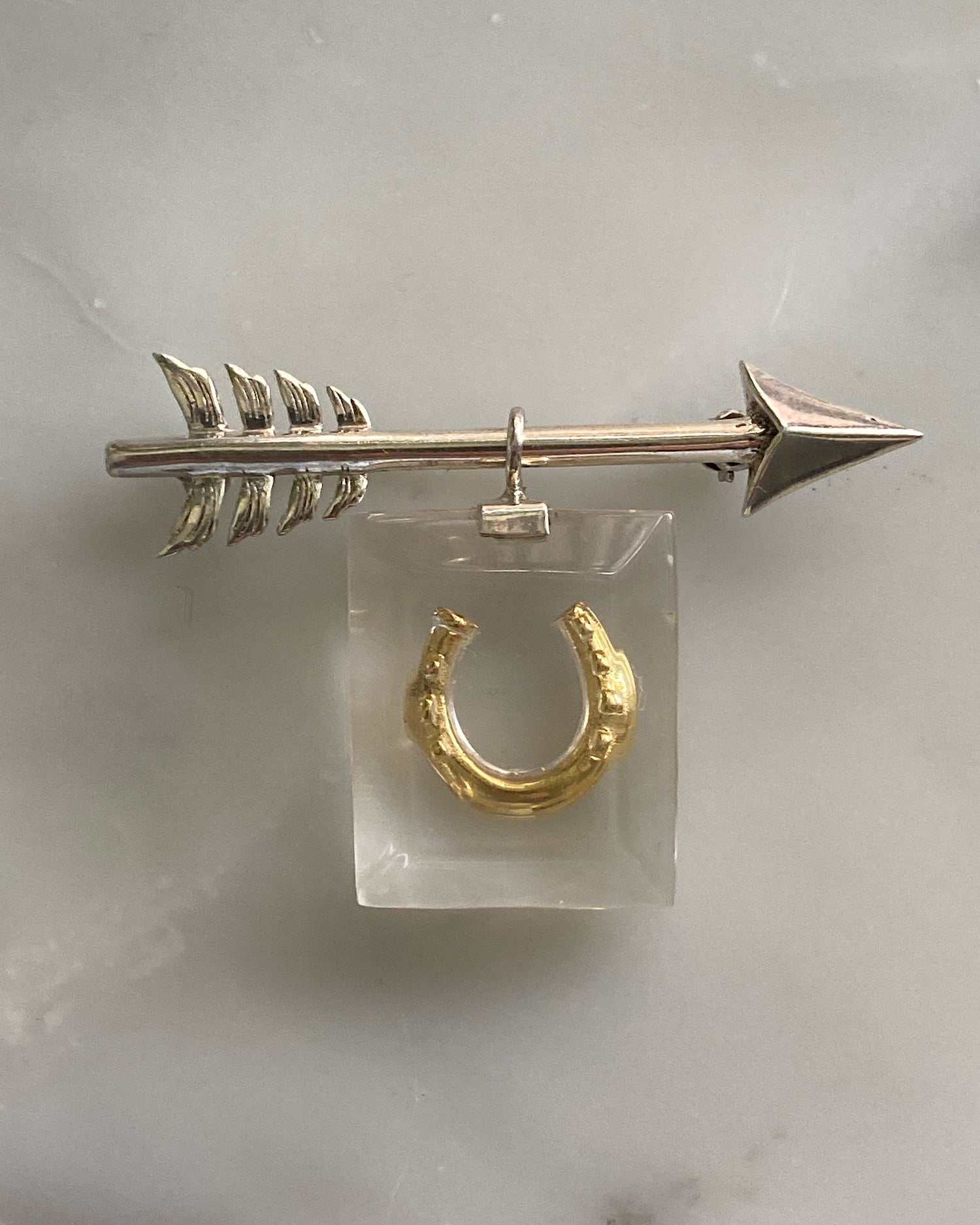 Arrow & Horseshoe brooch