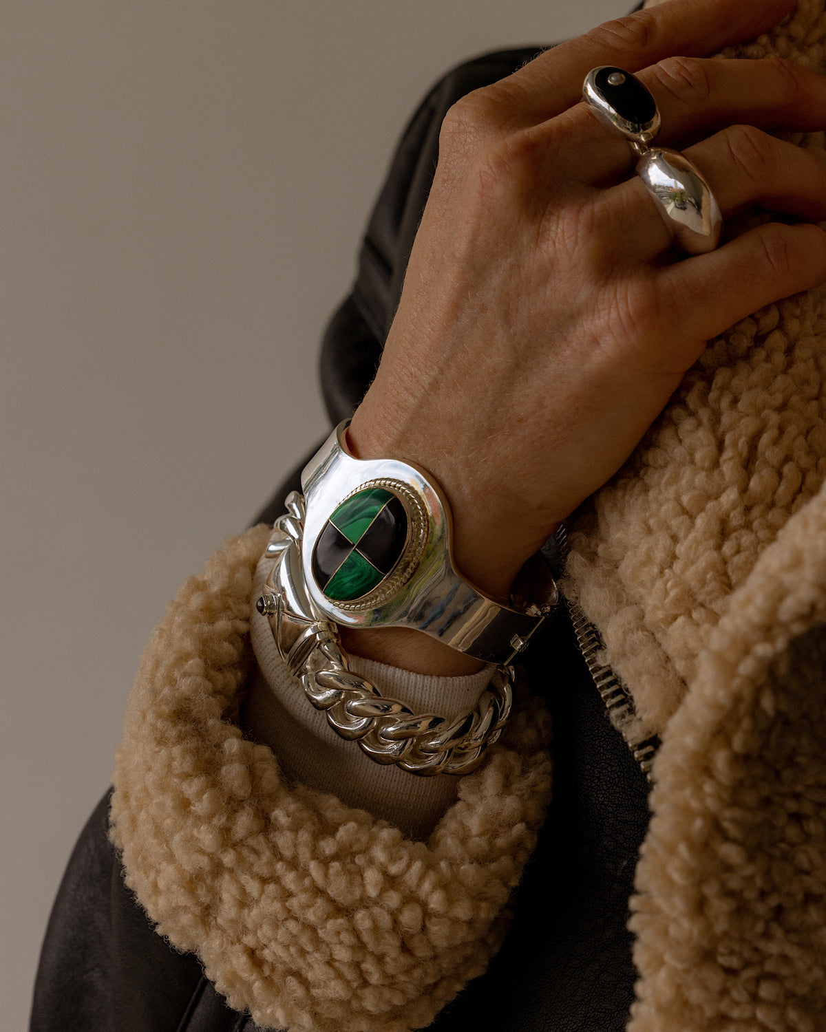 RELOVED CUFF BRACELET | MALACHITE & BLACK ONYX - The Pared Store