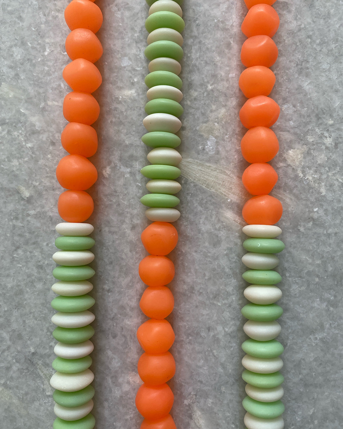 SUMMER FUN BEAD NECKLACE