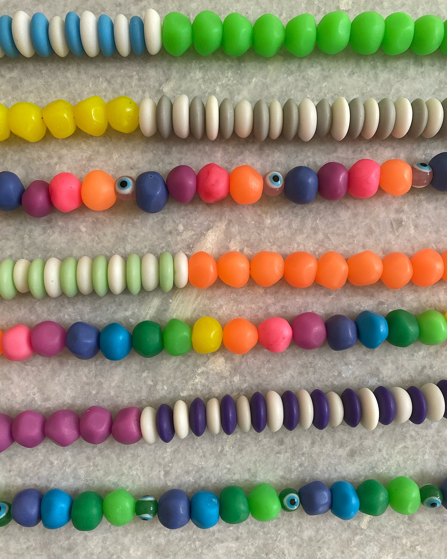 SUMMER FUN BEAD NECKLACE