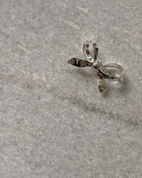 THE BOW BROOCH | SILVER PLATE