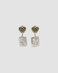 gold quilted studs with rectangular pearls hanging from them