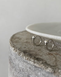 Silver organic shaped huggies