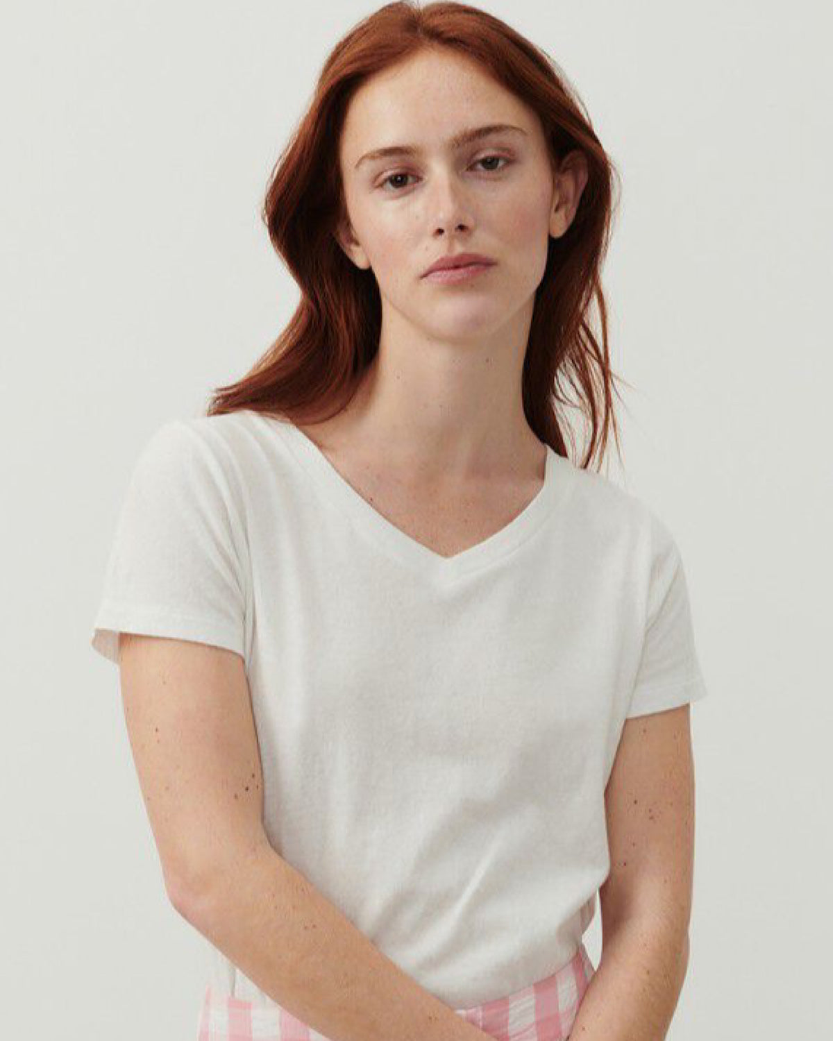 GAMIPY V NECK T-SHIRT | WHITE - The Pared Store