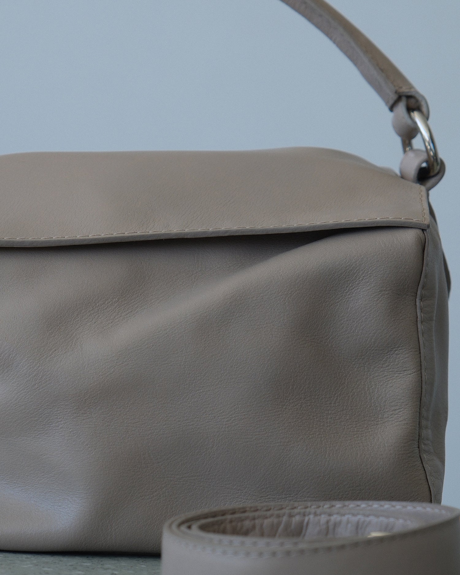 MASCERATI SATCHEL | TAUPE