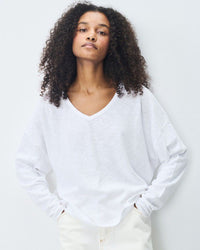 SONOMA V NECK LONG SLEEVE T-SHIRT | WHITE