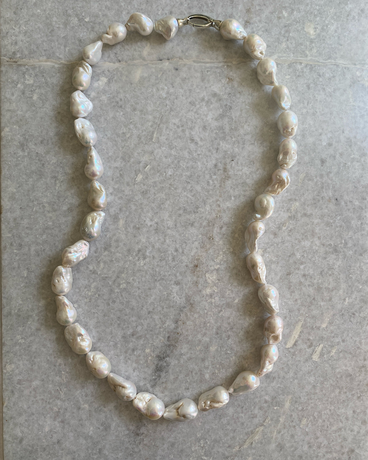 QUEEN PEARL NECKLACE | SILVER