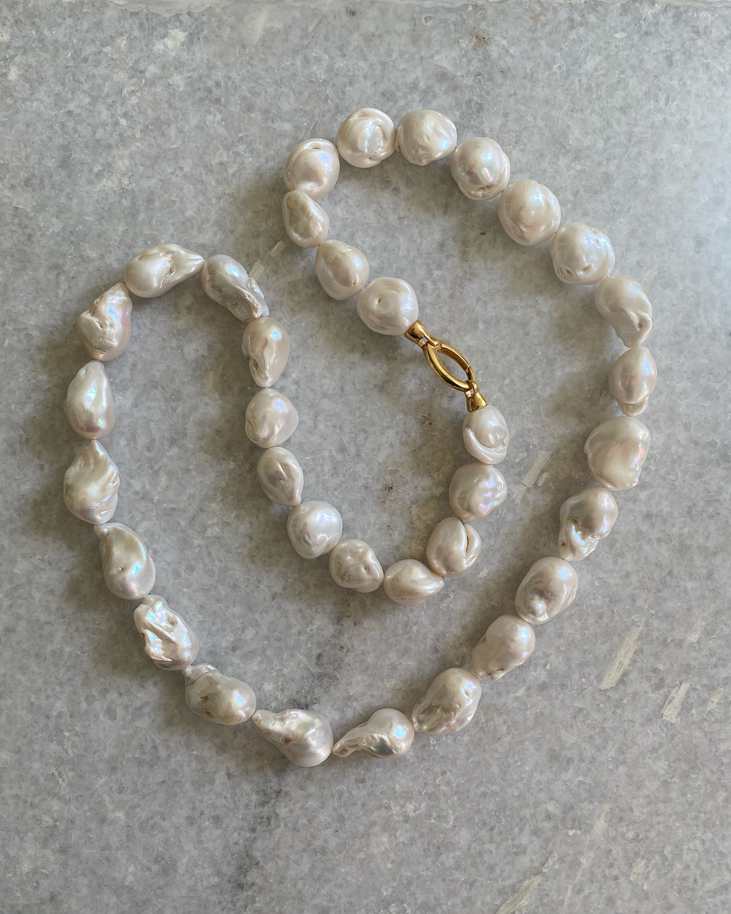 QUEEN PEARL NECKLACE | GOLD