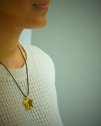 STAR CHOKER