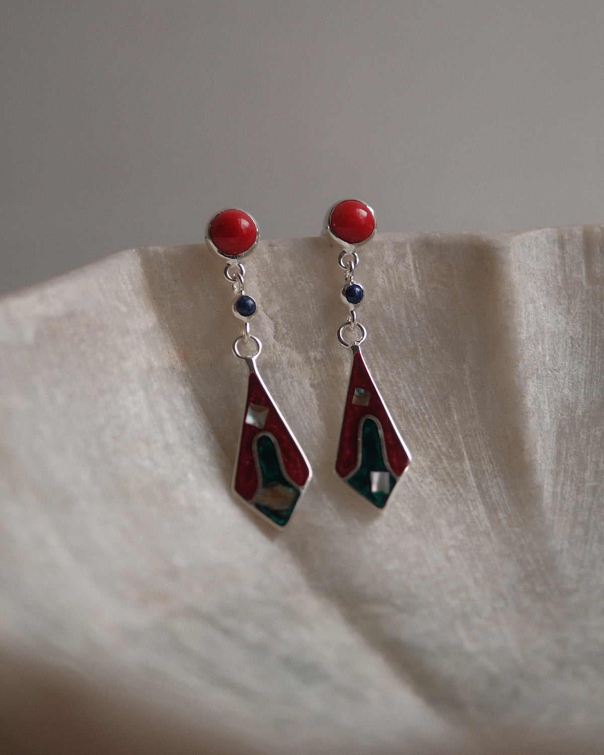 LUCKY CHIP EARRINGS| A