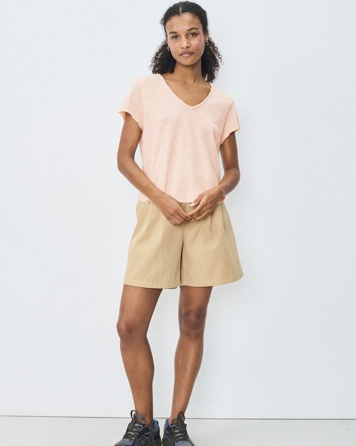 SONOMA SHORT SLEEVE V-NECK T-SHIRT | VINTAGE BISCUIT
