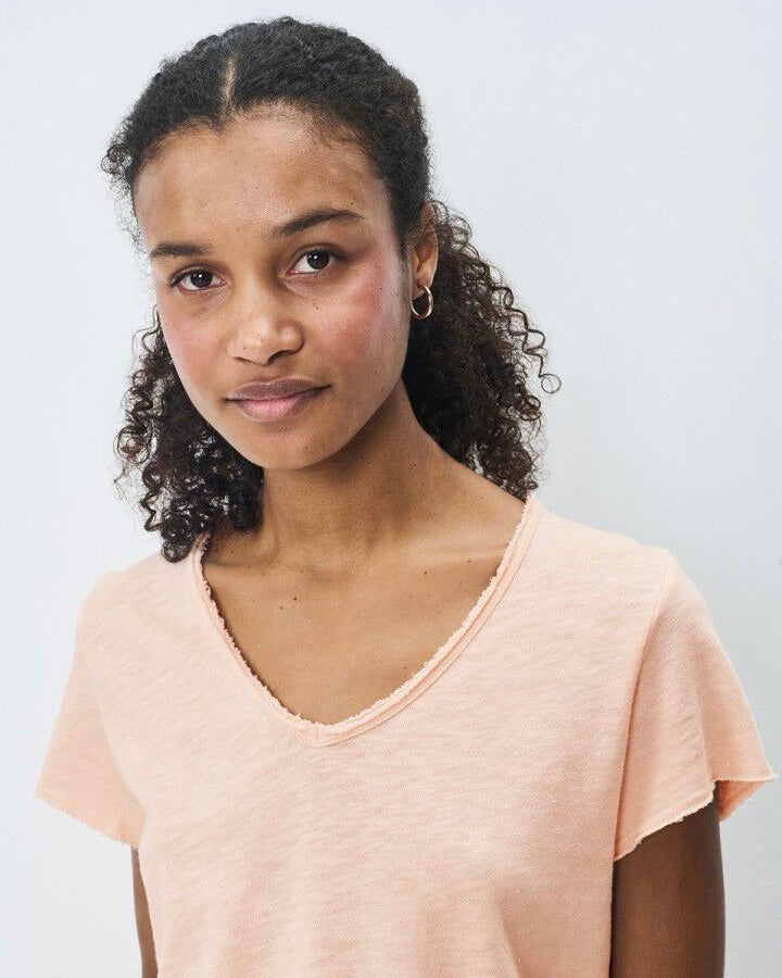 SONOMA SHORT SLEEVE V-NECK T-SHIRT | VINTAGE BISCUIT