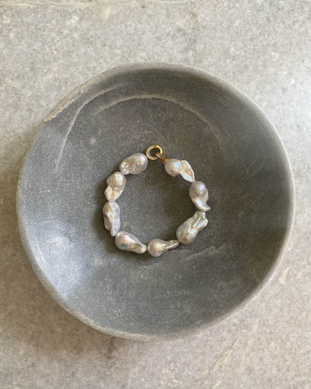 large baroque pearl bracelet