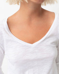JACKSONVILLE V NECK LONG SLEEVE T-SHIRT | WHITE