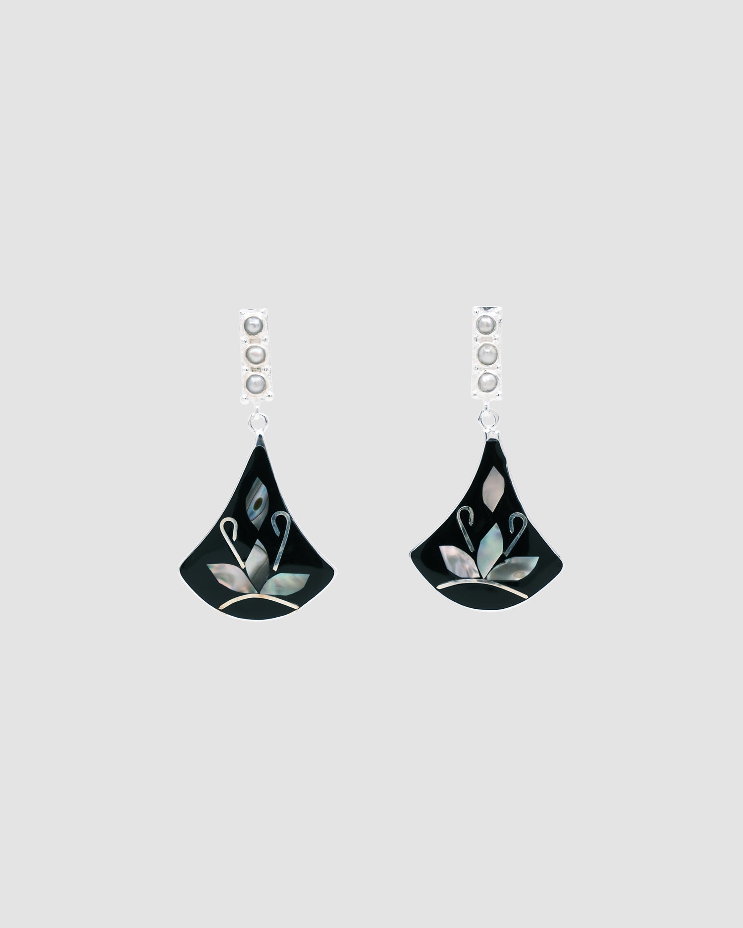 Silver Drop earrings featuring 3 Pearl beads and a hanging black abalone fan shaped pendant