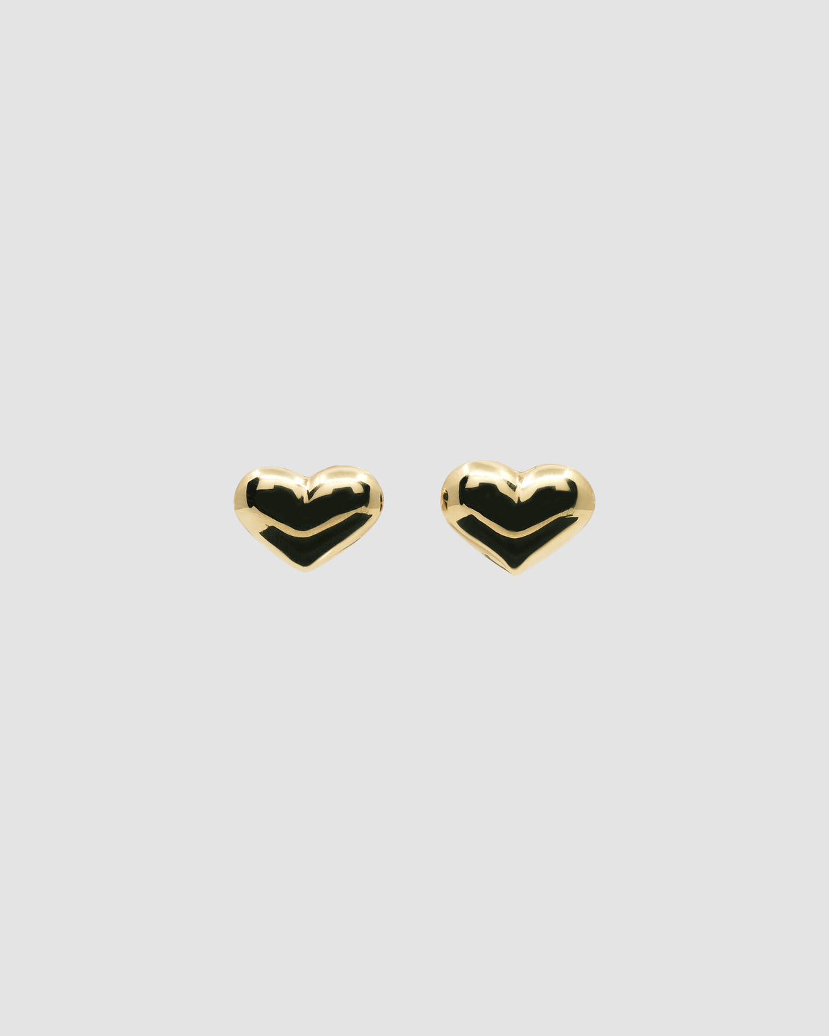 gold heart stud earrings